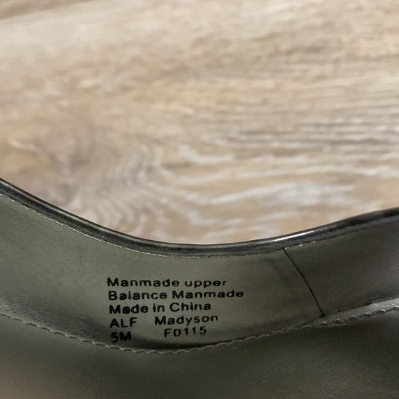 Alfani- Madyson Platform Shoes EUC - Picture 4 of 11